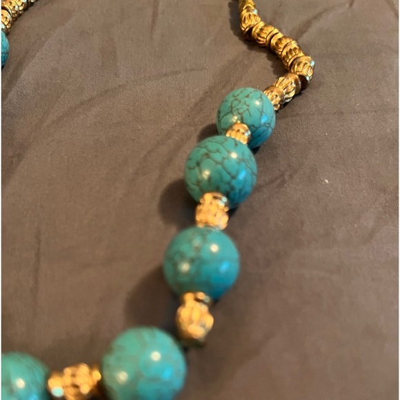 Handmade Turquoise & Copper Trio-Bracelet, Necklace & Earrings - Picture 3 of 6